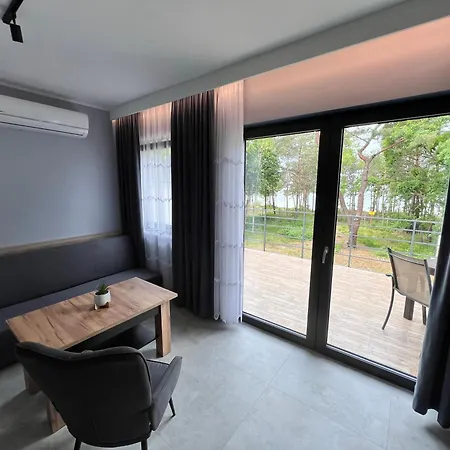Eden Apartment *